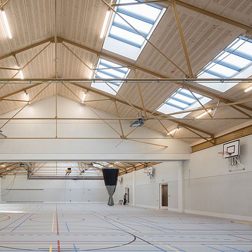 Decken-und Dachelemente Sporthalle